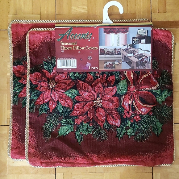 New 2 Seasonal Poinsettia Floral Reversible Pillow Cover 18×18 inches - Picture 2 of 5